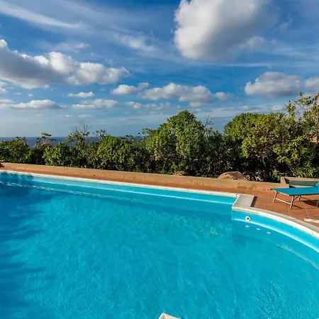 Porcospino Villa Costa Paradiso
